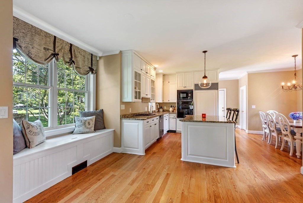 2 Riverside Drive Marblehead, MA 01945 - Photo 7 of 40 Gallery Image 7