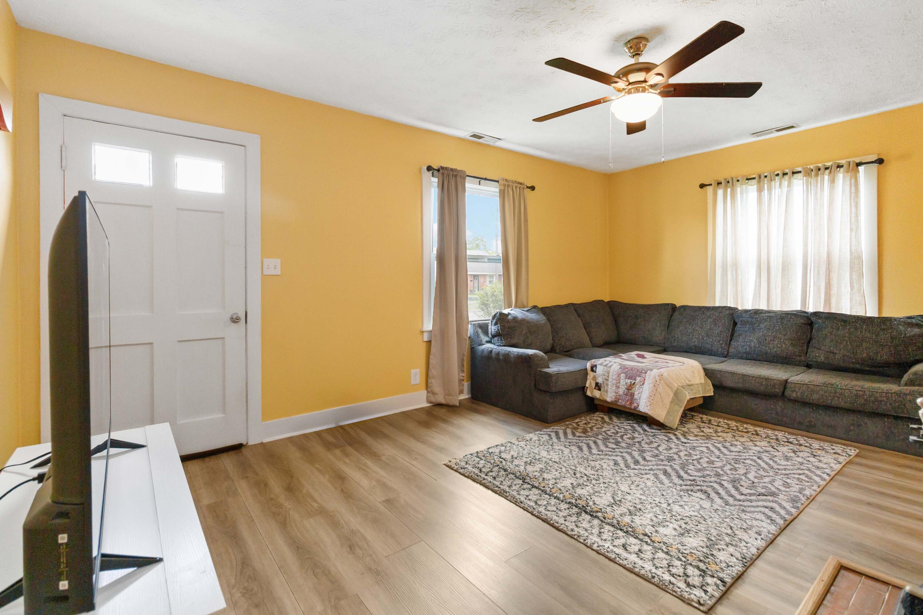 723 Alton Road Danville, KY 40422 - Photo 7 of 26 006
