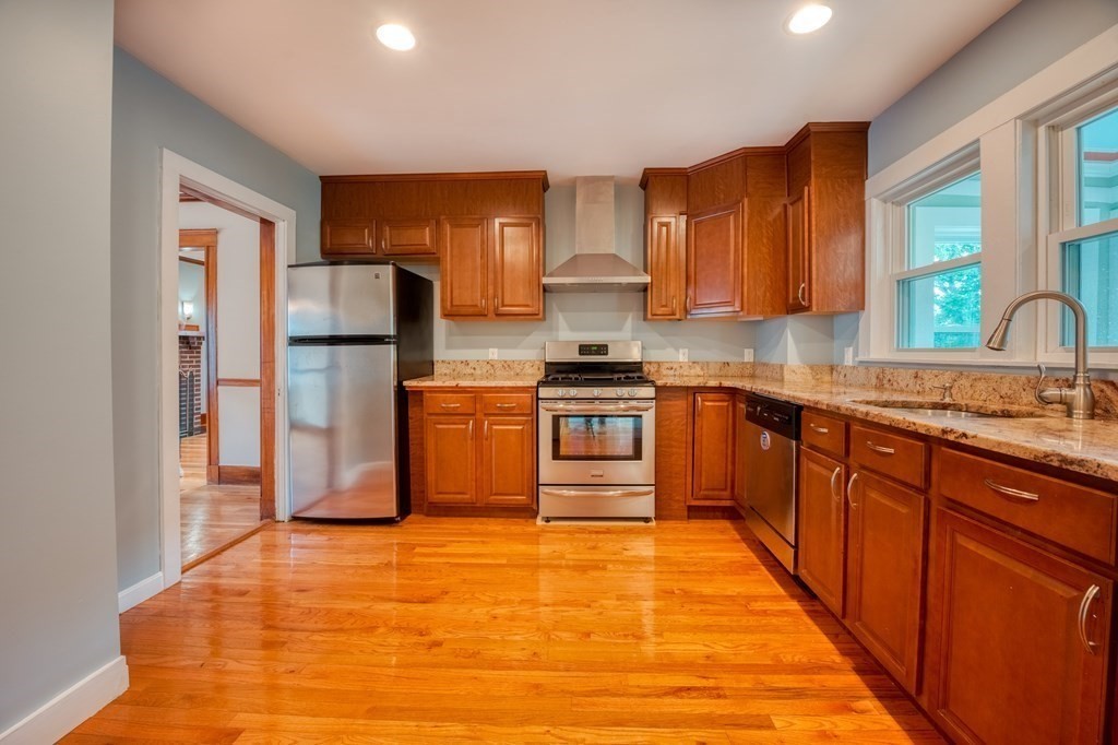 118 Lewis Road, Unit 118 Belmont, MA 02478 - Photo 11 of 28 Gallery Image 11