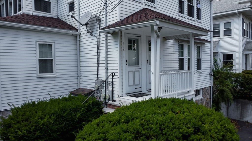 118 Lewis Road, Unit 118 Belmont, MA 02478 - Photo 3 of 28 Gallery Image 3