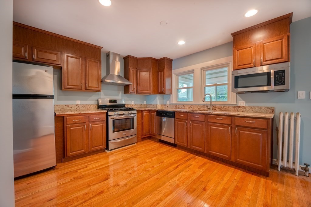 118 Lewis Road, Unit 118 Belmont, MA 02478 - Photo 9 of 28 Gallery Image 9