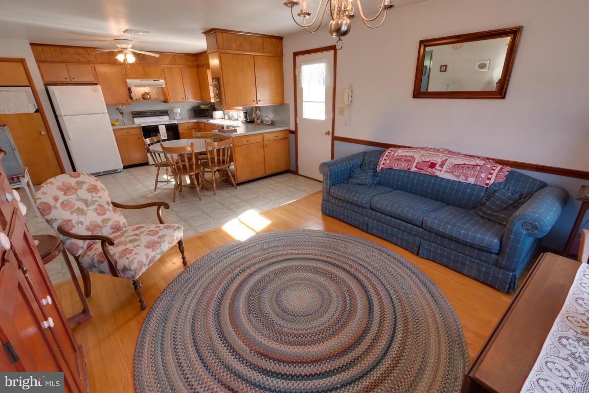 300 North New Street Lititz, PA 17543 - Photo 11 of 31 Gallery Image 11
