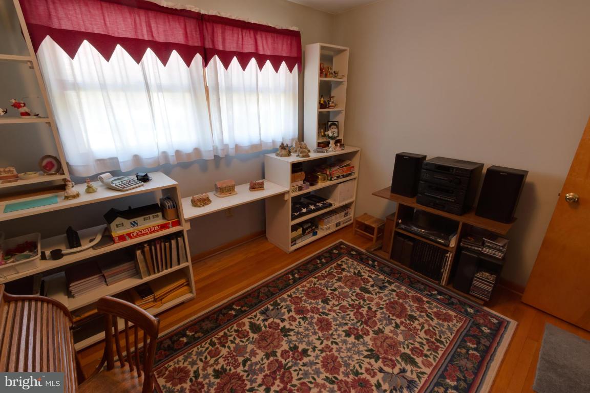300 North New Street Lititz, PA 17543 - Photo 20 of 31 Gallery Image 20