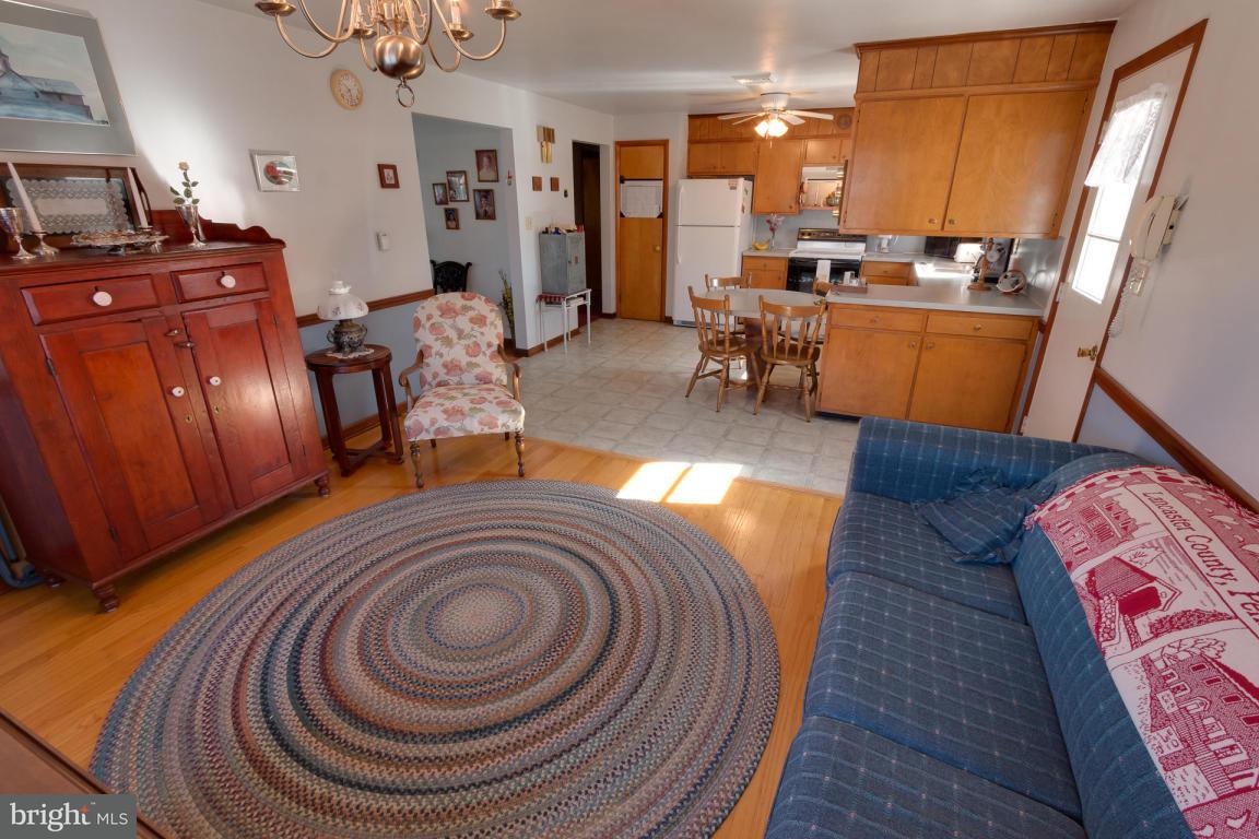 300 North New Street Lititz, PA 17543 - Photo 10 of 31 Gallery Image 10