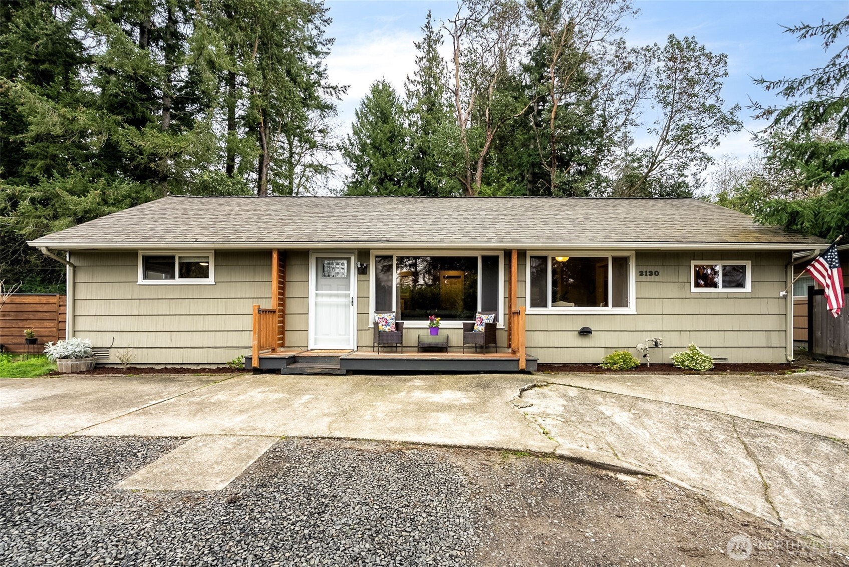 2130 Rocky Point Road Northwest Bremerton, WA 98312 - Photo 1 of 33 Gallery Image 1