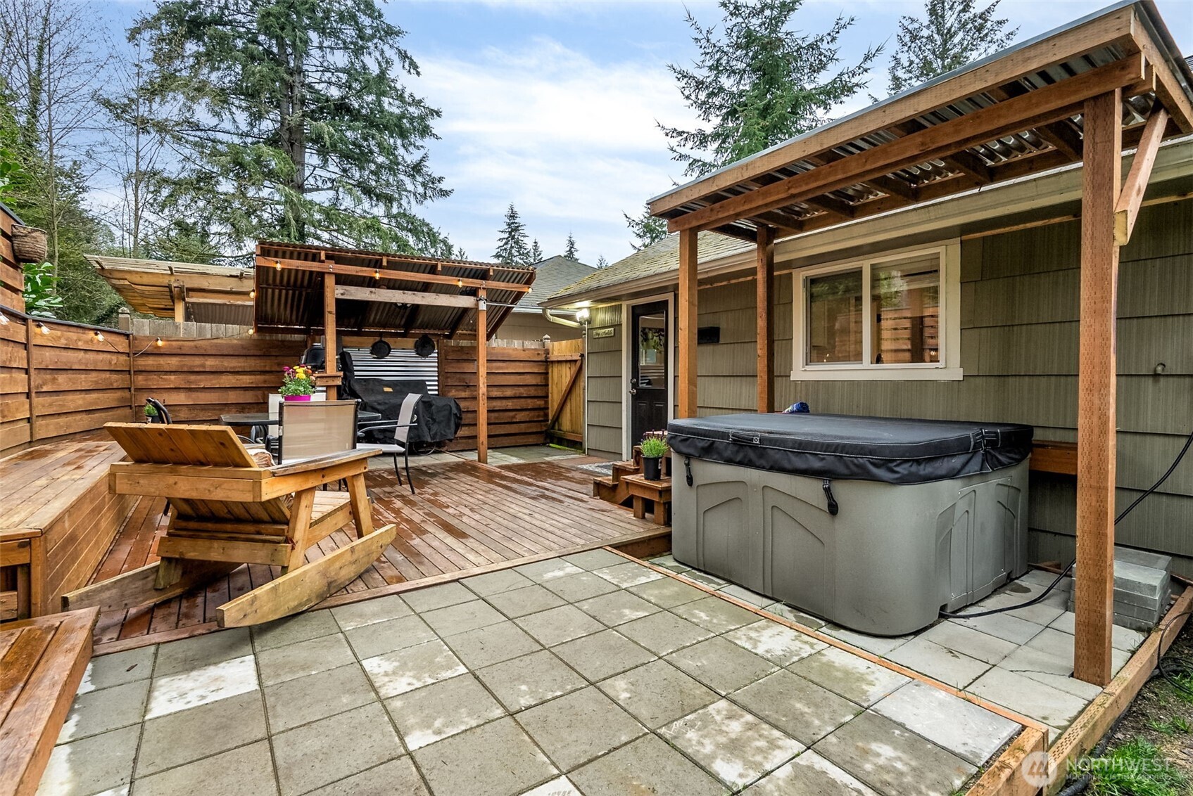 2130 Rocky Point Road Northwest Bremerton, WA 98312 - Photo 21 of 33 Gallery Image 21