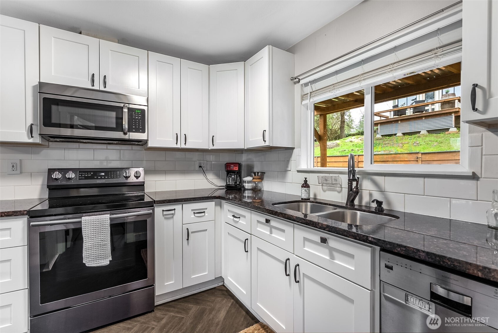 2130 Rocky Point Road Northwest Bremerton, WA 98312 - Photo 7 of 33 Gallery Image 7