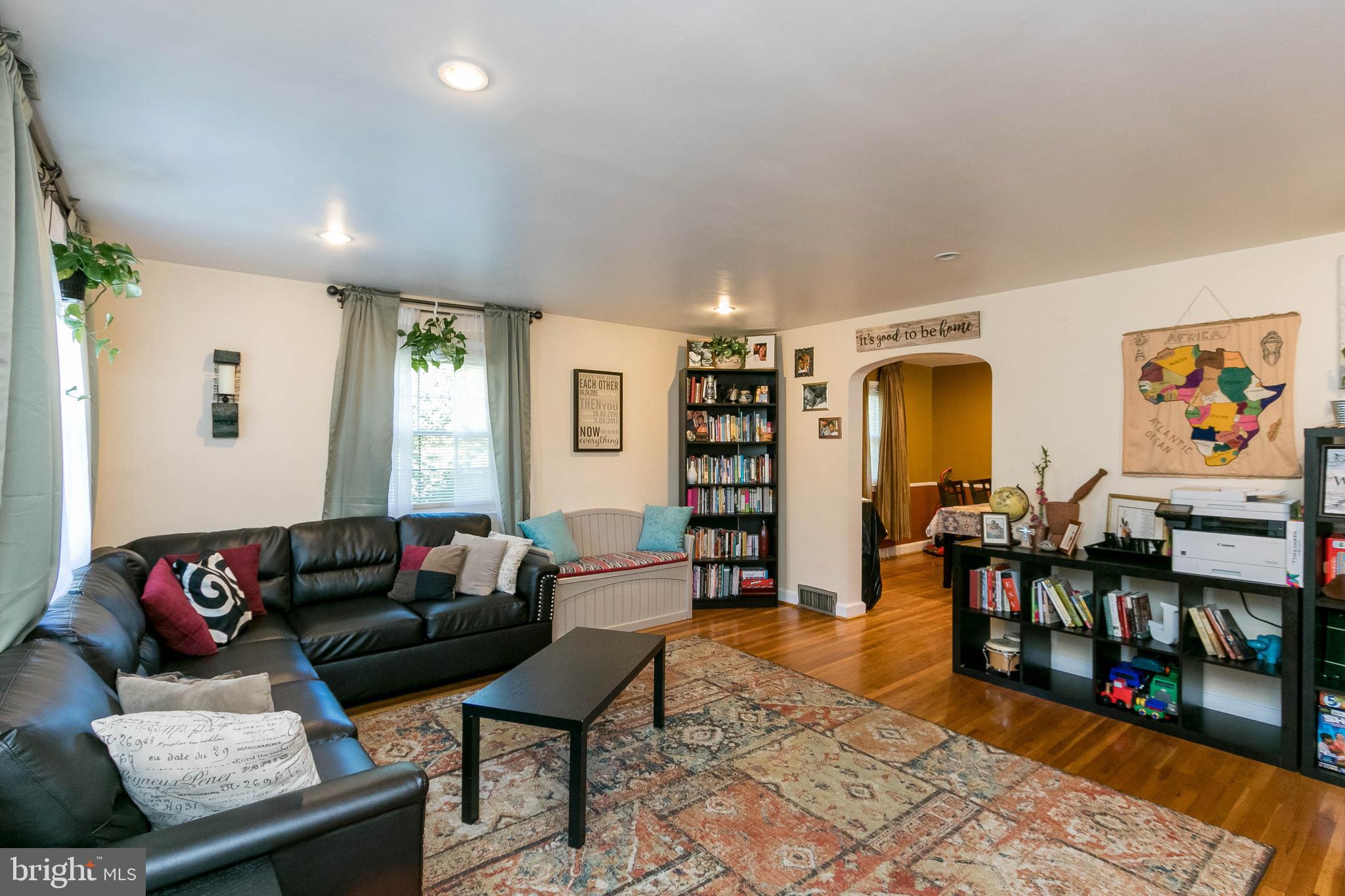 100 Madison Road Lansdowne, PA 19050 - Photo 3 of 34 Living Room