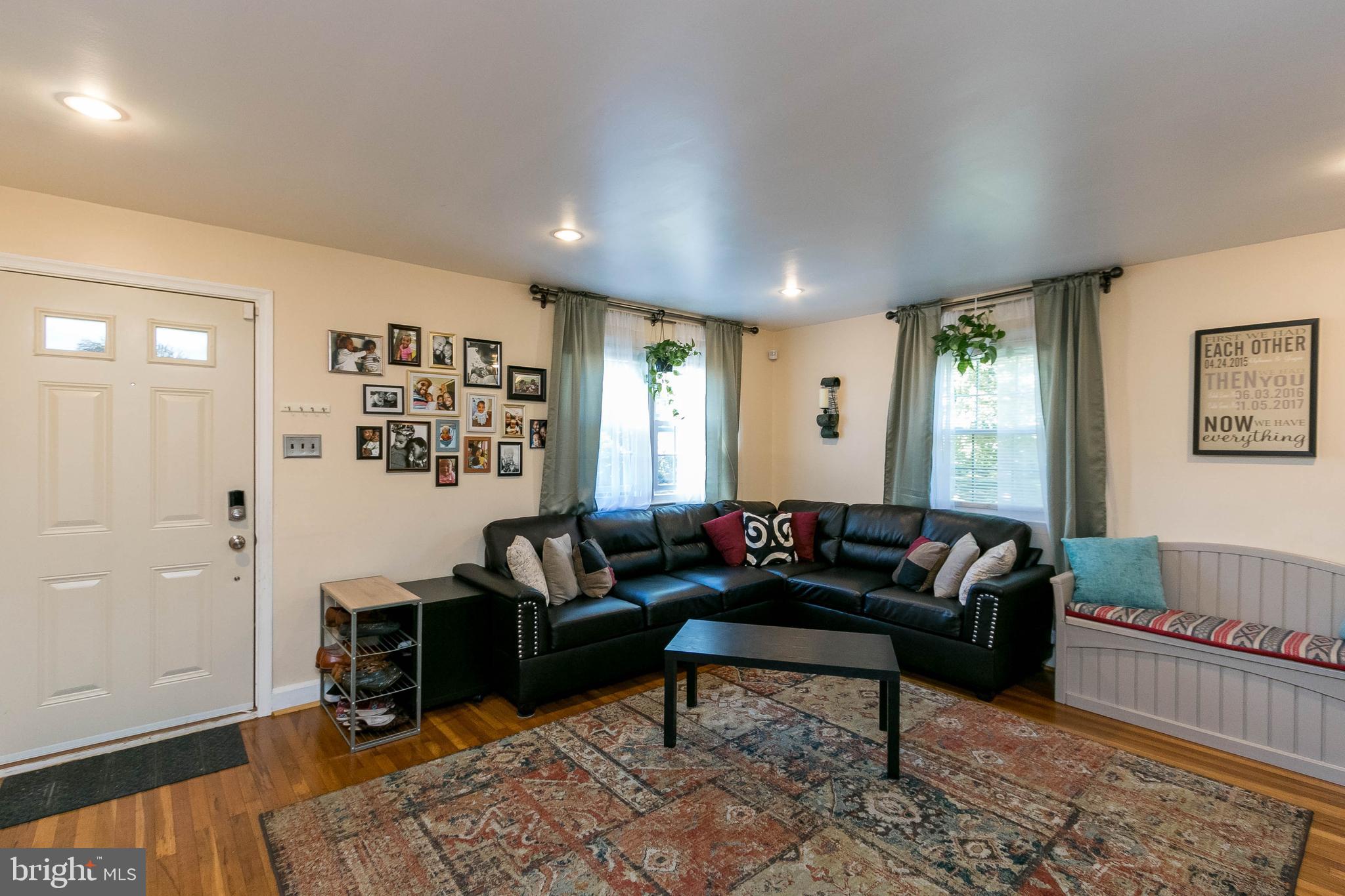 100 Madison Road Lansdowne, PA 19050 - Photo 4 of 34 Living Room