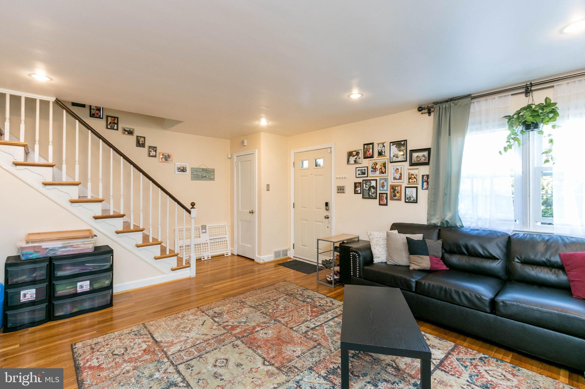 100 Madison Road Lansdowne, PA 19050 - Photo 5 of 34 Living Room