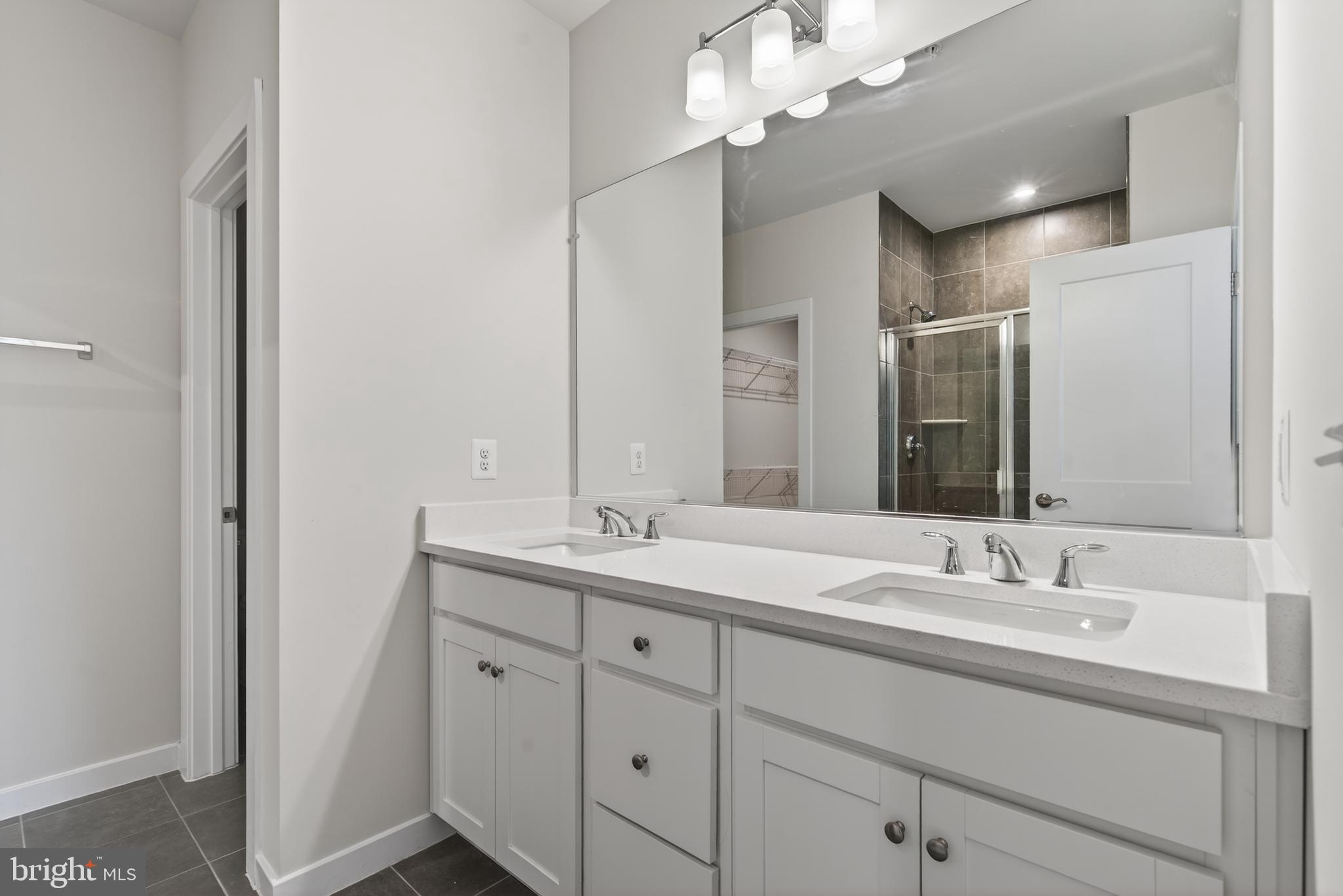 43748 Transit Square Ashburn, VA 20147 - Photo 33 of 43 Master Bath