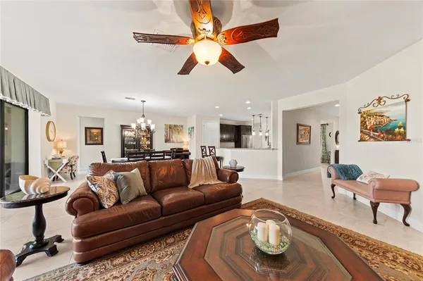 $824,500 | 13785 TOMARO Street, Venice, FL 34293