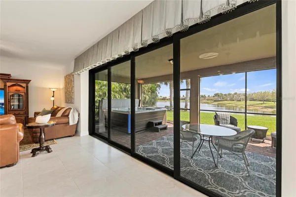 $824,500 | 13785 TOMARO Street, Venice, FL 34293