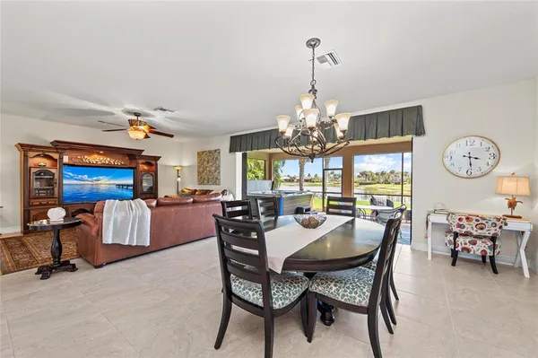 $824,500 | 13785 TOMARO Street, Venice, FL 34293