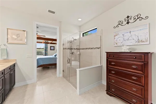 $824,500 | 13785 TOMARO Street, Venice, FL 34293