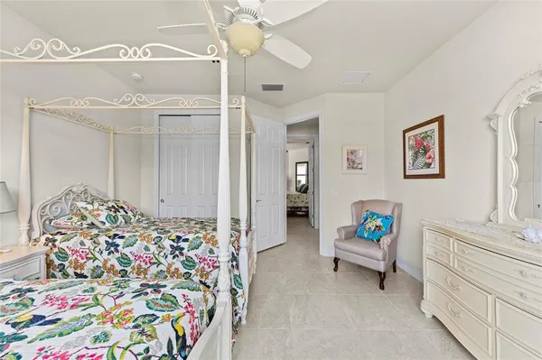 $824,500 | 13785 TOMARO Street, Venice, FL 34293