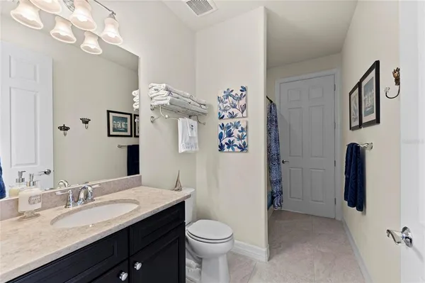 $824,500 | 13785 TOMARO Street, Venice, FL 34293
