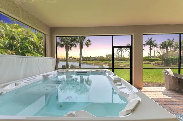 $824,500 | 13785 TOMARO Street, Venice, FL 34293