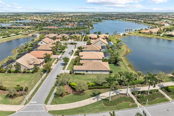 $824,500 | 13785 TOMARO Street, Venice, FL 34293