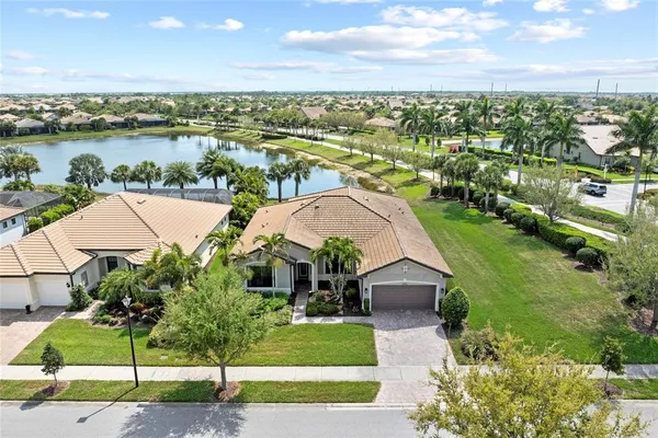 $824,500 | 13785 TOMARO Street, Venice, FL 34293