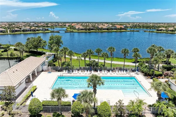$824,500 | 13785 TOMARO Street, Venice, FL 34293