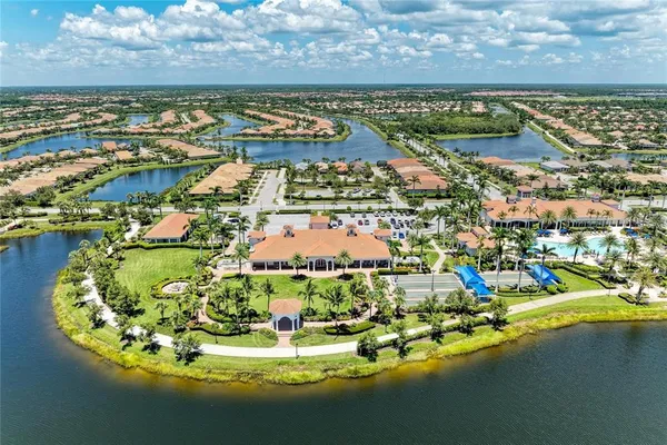 $824,500 | 13785 TOMARO Street, Venice, FL 34293