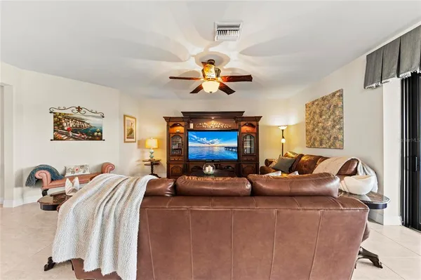 $824,500 | 13785 TOMARO Street, Venice, FL 34293