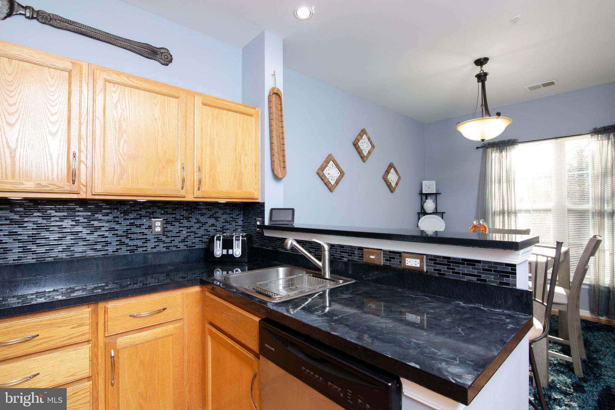 8747 Spring Brook Way Odenton, MD 21113 - Photo 29 of 46 Beautiful backsplash
