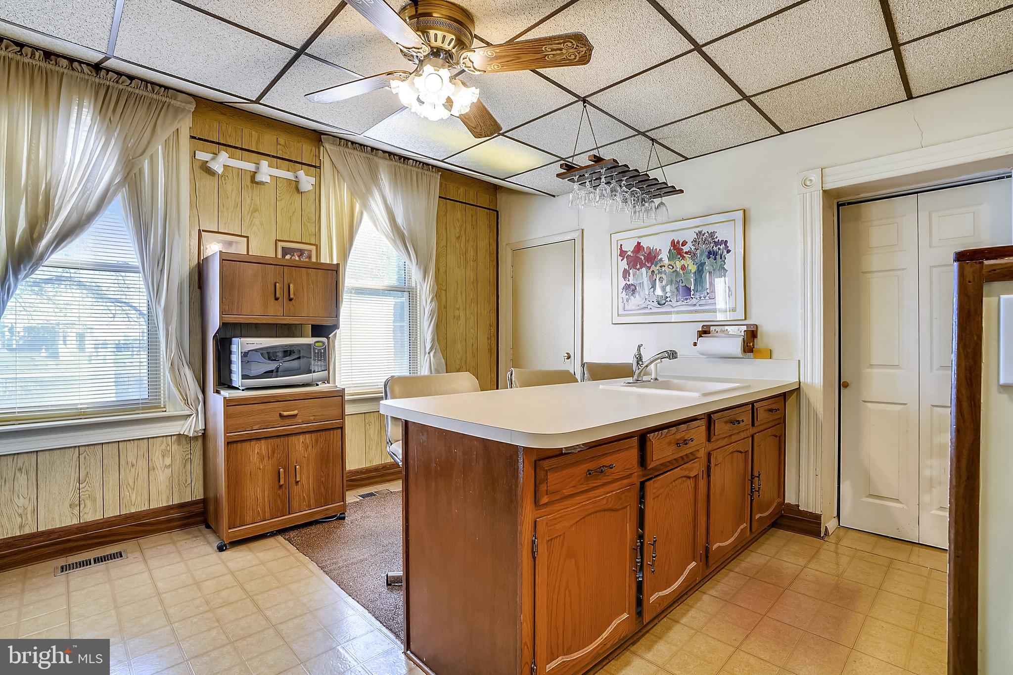 4203 Old Frederick Road Baltimore, MD 21229 - Photo 5 of 26 Kitchen