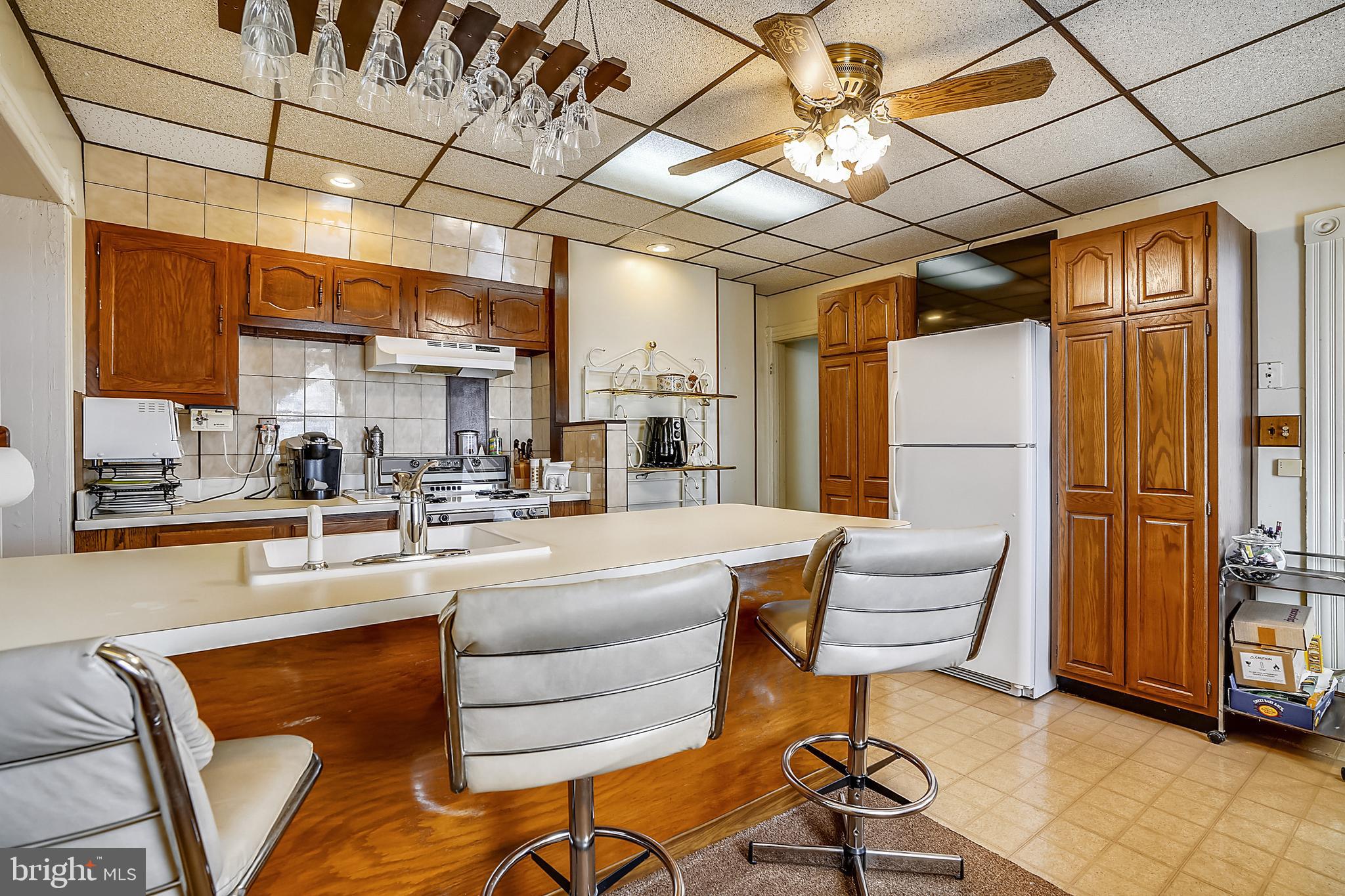 4203 Old Frederick Road Baltimore, MD 21229 - Photo 8 of 26 Kitchen