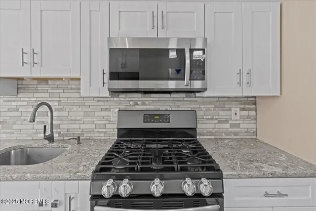 $475,000 | 603 Zinnia Court, Brick, NJ 08724