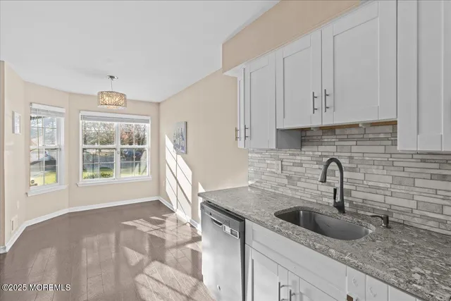 $475,000 | 603 Zinnia Court, Brick, NJ 08724