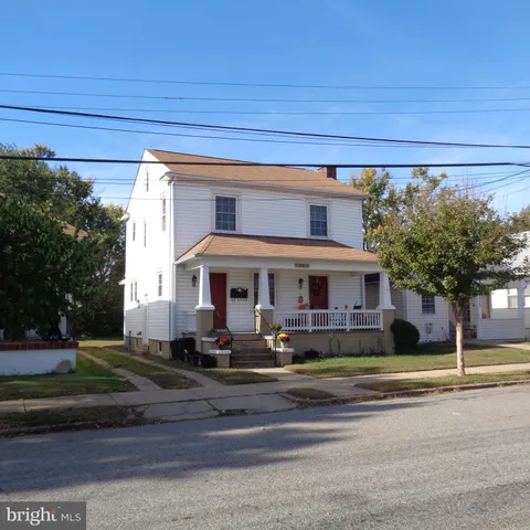 $1,260 | 1904 Charles Street, Unit 3, Fredericksburg, VA 22401