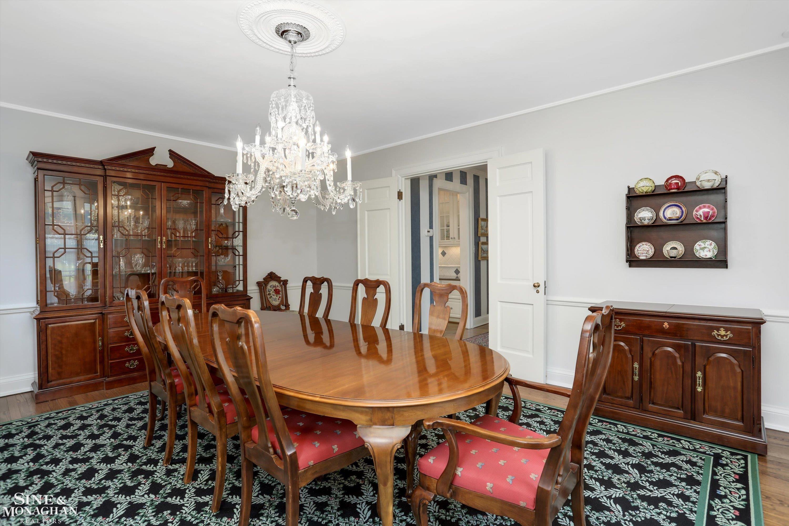 78 Vendome Road Grosse Pointe, MI 48236 - Photo 27 of 74 50155888-233b06d1-87f8-4e51-b2d1-f5b36bd8f46e.JPG