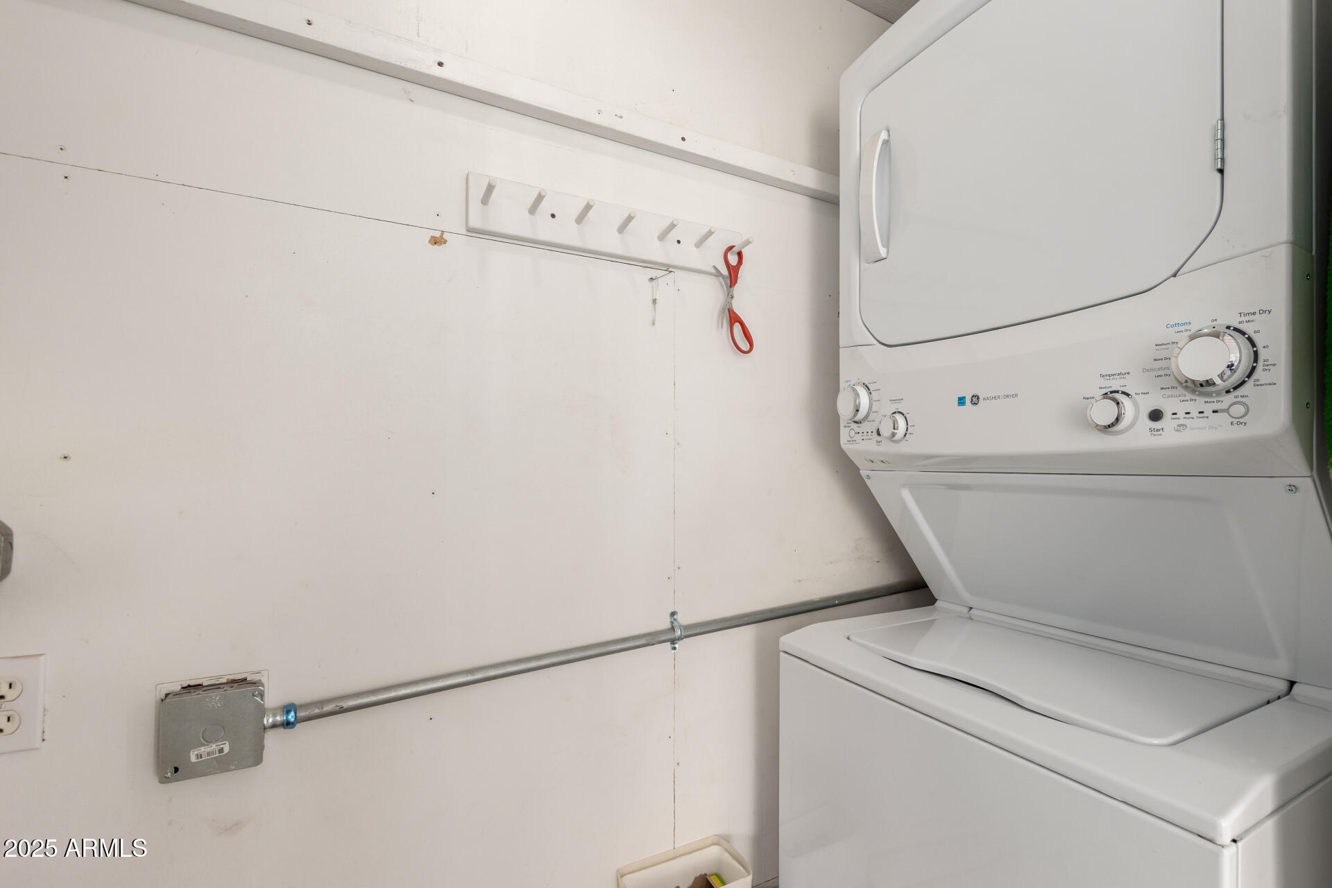 2400 East Baseline Avenue, Unit 148 Apache Junction, AZ 85119 - Photo 28 of 42 a utility room with dryer and washer