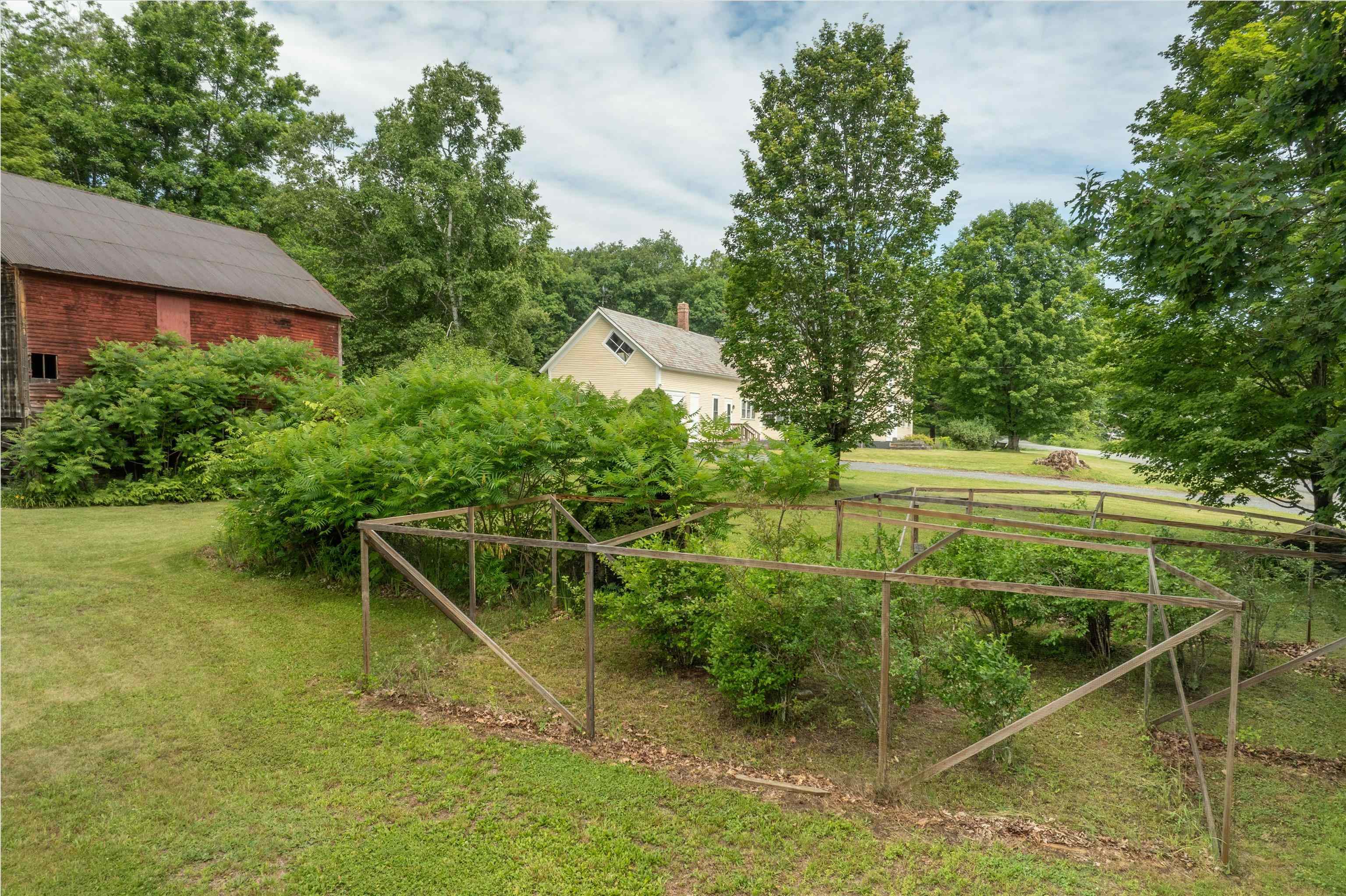 185 Crown Point Road Springfield, VT 05156 - Photo 9 of 51