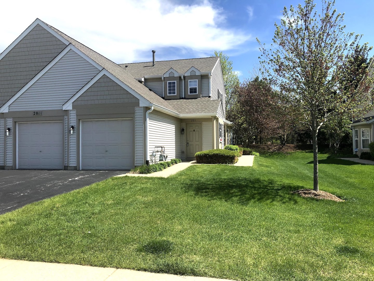 2811 Rutland Circle, Unit 201 Naperville, IL 60564 - Photo 1 of 14