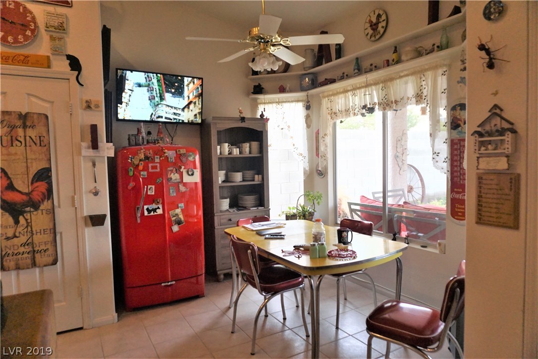 2763 Chokecherry Avenue Henderson, NV 89074 - Photo 7 of 15