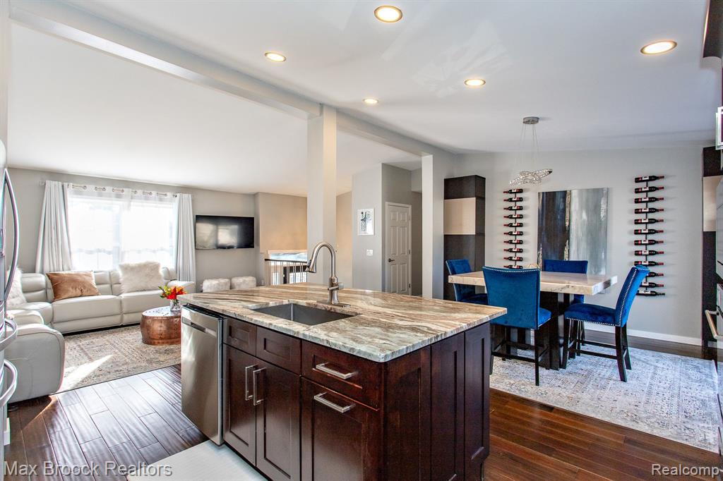 3918 Crooks Road Rochester Hills, MI 48309 - Photo 12 of 66