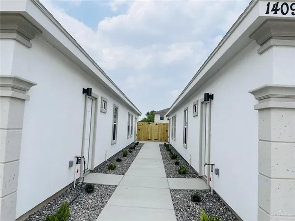 a view of a narrow alley