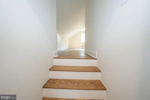 $4,000 | 503 Poplar Road, Flourtown, PA 19031