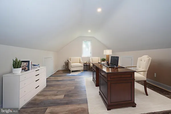 $4,000 | 503 Poplar Road, Flourtown, PA 19031