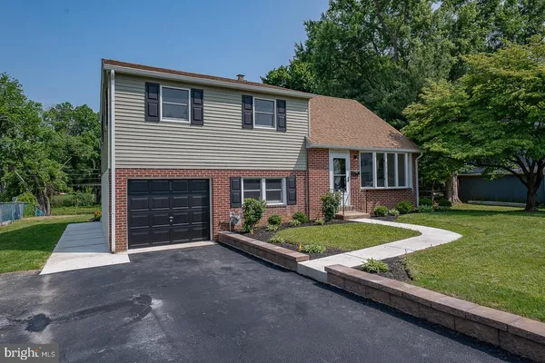 $4,000 | 503 Poplar Road, Flourtown, PA 19031