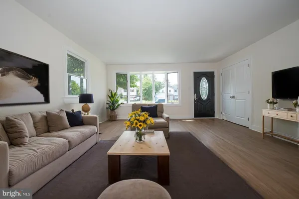 $4,000 | 503 Poplar Road, Flourtown, PA 19031