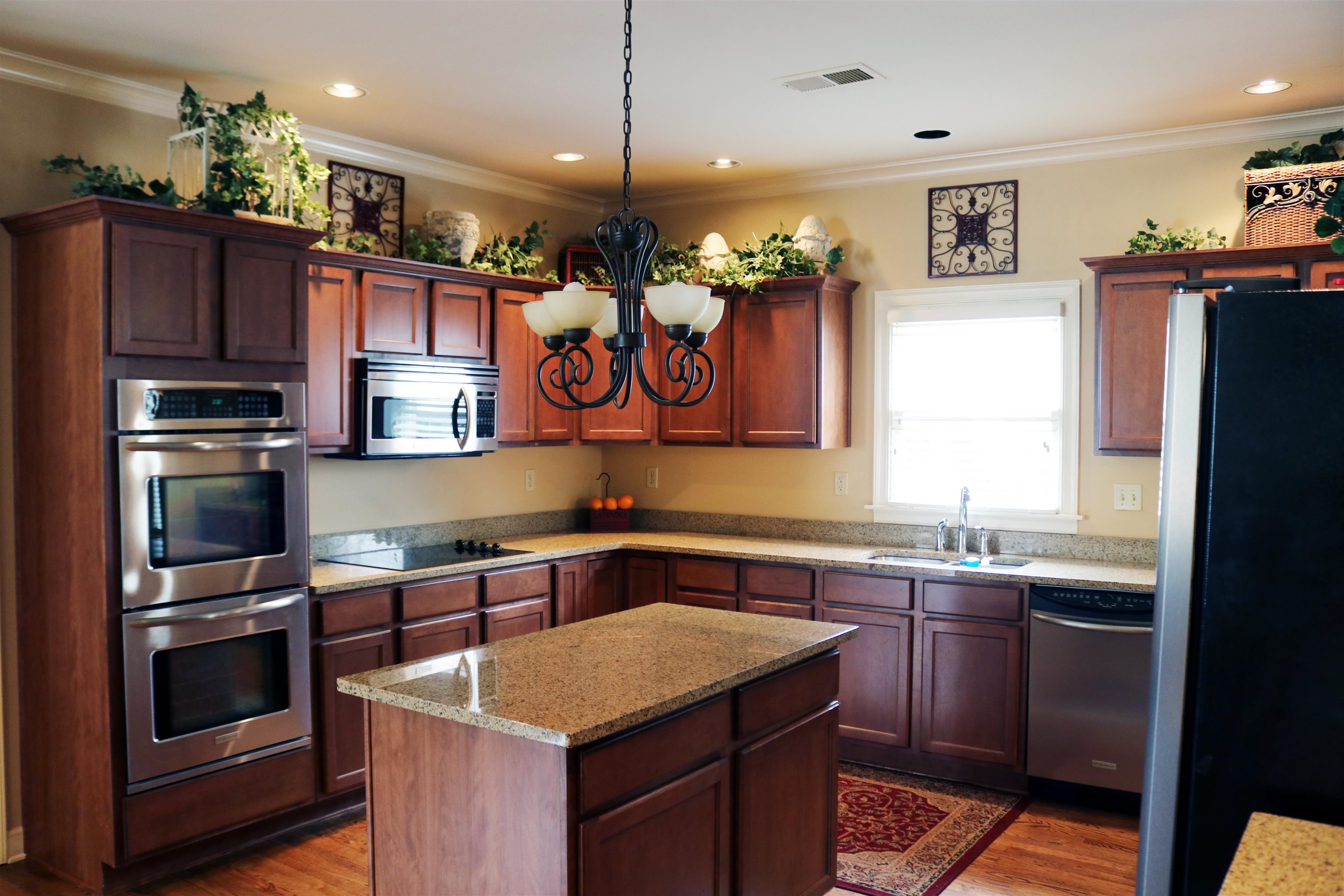 319 Colbert Street West Collierville, TN 38017 - Photo 10 of 24 Gallery Image 10