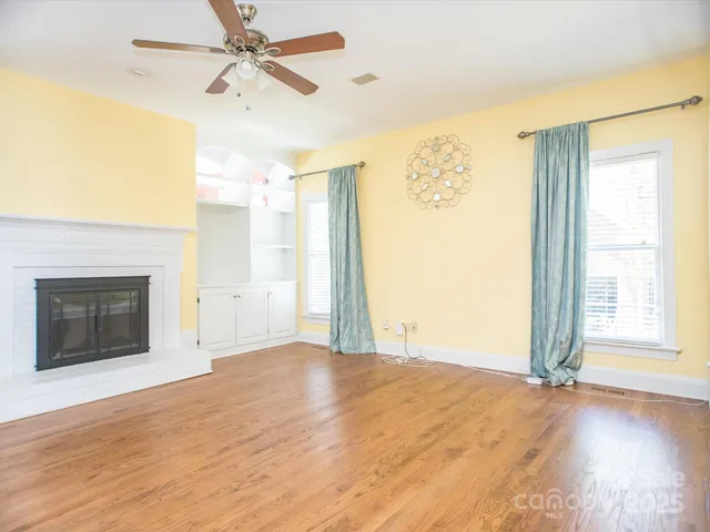 $659,000 | 6123 Glen Manor Drive, Charlotte, NC 28269