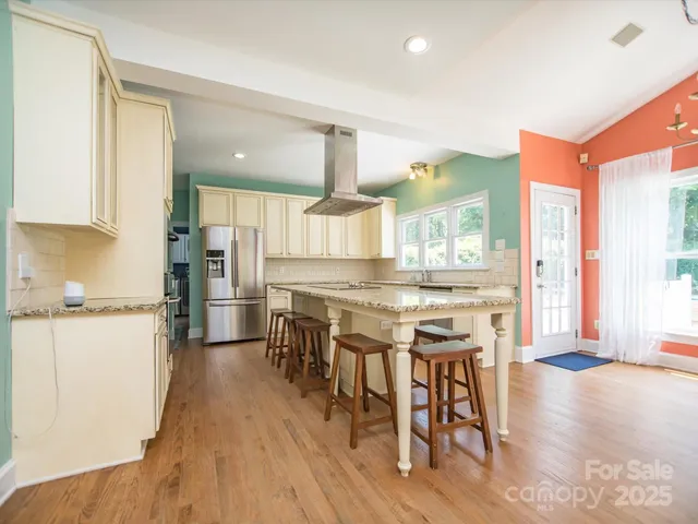 $659,000 | 6123 Glen Manor Drive, Charlotte, NC 28269