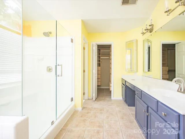 $659,000 | 6123 Glen Manor Drive, Charlotte, NC 28269