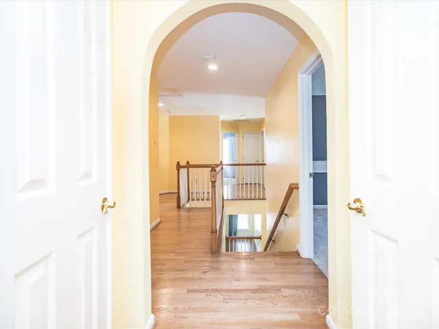 $659,000 | 6123 Glen Manor Drive, Charlotte, NC 28269