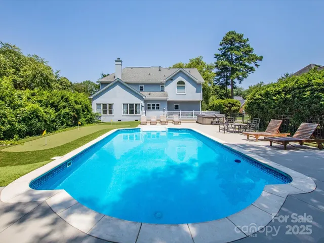 $659,000 | 6123 Glen Manor Drive, Charlotte, NC 28269